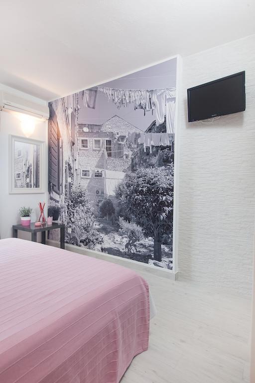 Apartments Orka Промайна Екстер'єр фото